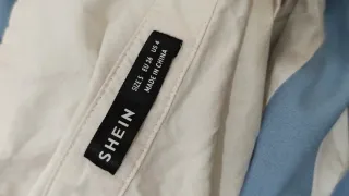 Vestido azul con lazo negro