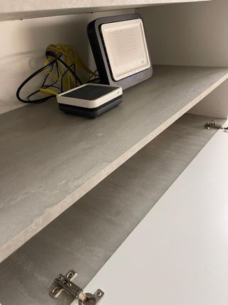 Mueble TV Blanco y Gris Cemento