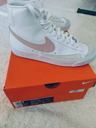 Zapatillas funcional Nike Blazer Mid '77 Pink Whit