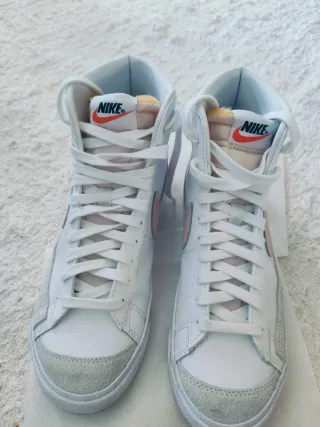 Zapatillas funcional Nike Blazer Mid '77 Pink Whit