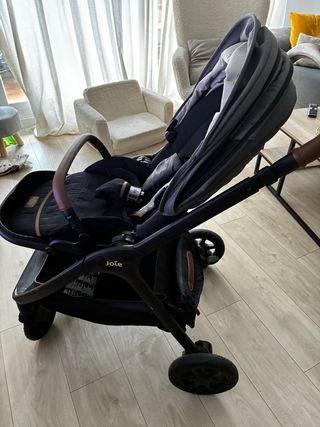 Silla de paseo Joie Signature compacta