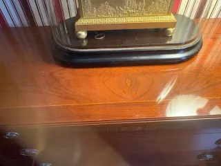 Cómoda Vintage Madera y Metal