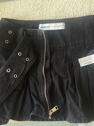 Falda cargo Bershka negra NUEVA con etiqueta
