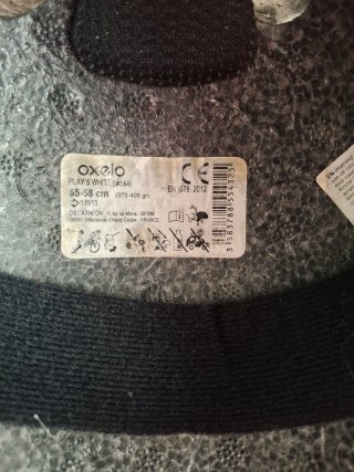 Casco y protecciones patinaje niño 2XS