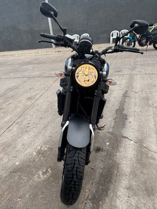 Yamaha XSR 900 2019 - 10690 km
