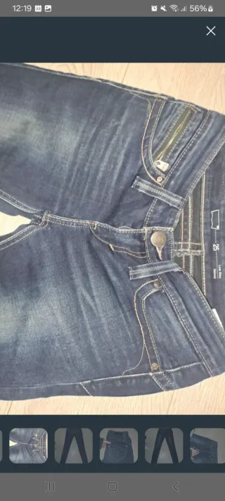 Pantalón Levi's Talla 25 nuevo