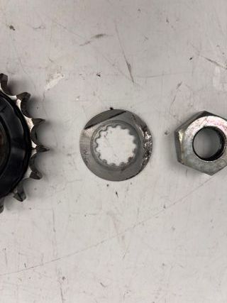 Piñón transmisión Yamaha YZF R6