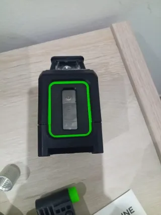 Nivel Láser HILDA a Pilas