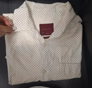 Consegna di Camicie Uomo Taglia L di Vari Marchi