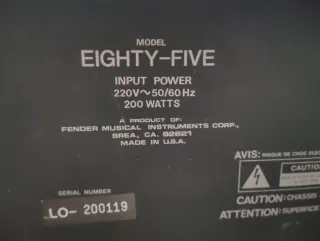 Fender Eighty-Five Amplificador