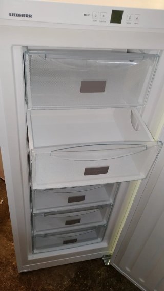 CONGELADOR VERTICAL LIEBHERR 2A OPORTUNITAT