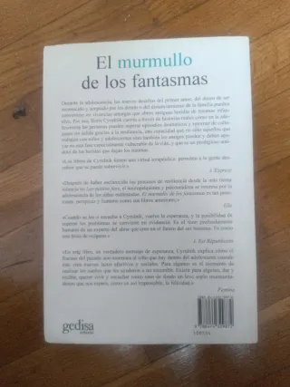 El murmullo de los fantasmas: Volver a la vida ...