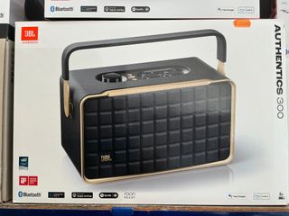 JBL Authentics 300 Altavoz Bluetooth Negro/Dorado