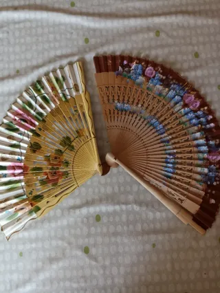 Lote 9 abanicos madera calada antiguos