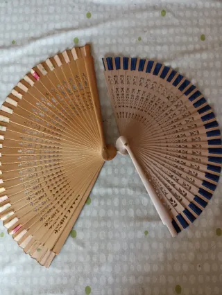 Lote 9 abanicos madera calada antiguos