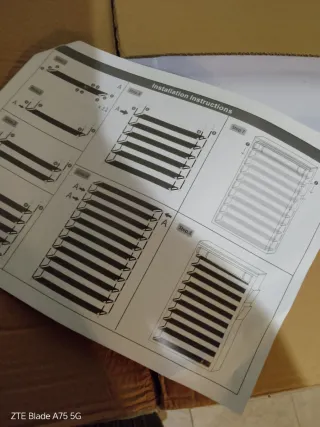 Zapatero auxiliar blanco