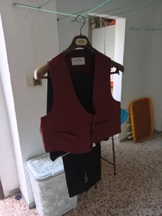 Traje de flamenco burdeos talla 58