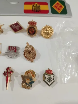 Insignias Militares y Guardia Civil lote vintage