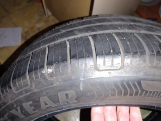 2 Neumático Goodyear R16