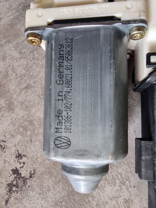 Motor elevalunas Seat Leon mk1 copiloto BRF