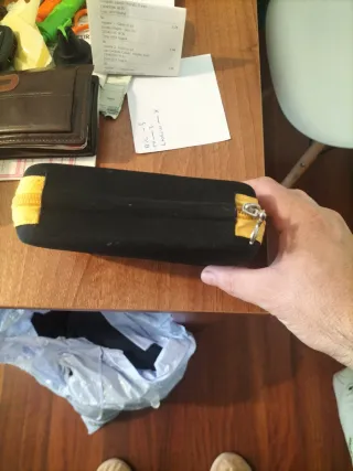 Estuche para reloj Calypso negro y amarillo