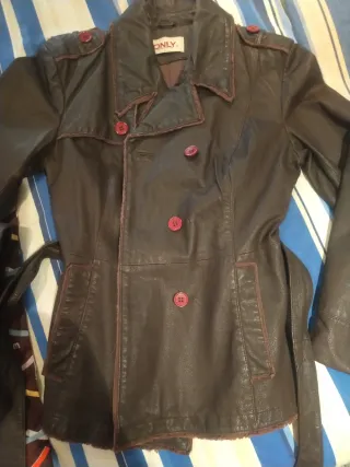 Chaqueta de piel ONLY mujer talla L
