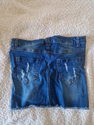 Gonna denim con strappi decorativi taglia S