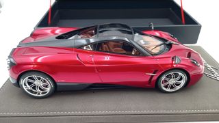 BBRP1832A BBR Pagani Huayra Geneve 2010 1/18