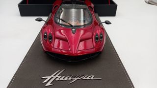 BBRP1832A BBR Pagani Huayra Geneve 2010 1/18