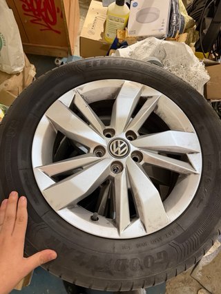 4 Llantas Volkswagen 14 con Neumático Goodyear