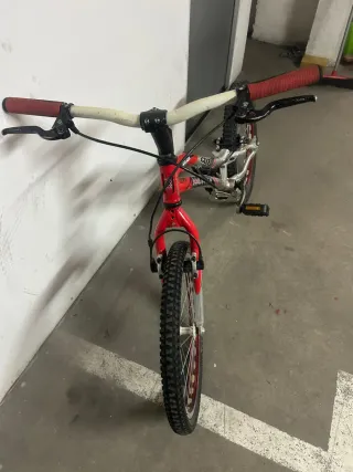Bicicleta Trial Monty 207 Roja