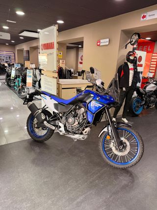 YAMAHA TENERE 700 + Barras adventure