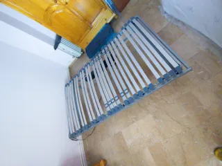 Cama articulada con colchón viscoelástico