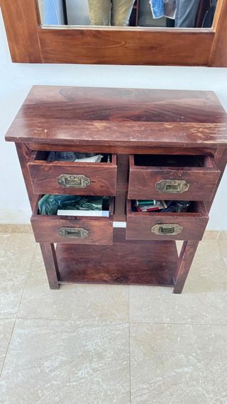 Mueble recibidor y espejo madera.