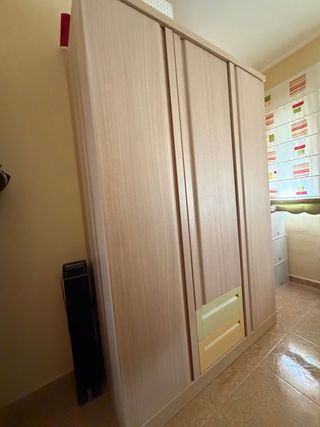 Habitación completa 3 camas madera