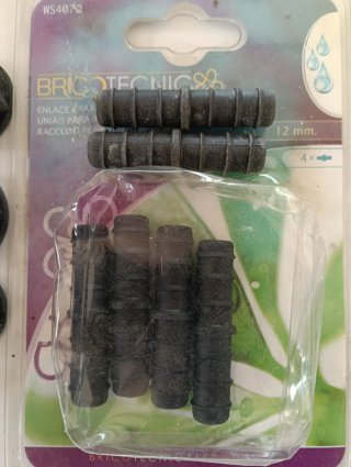 Conectores T 12 mm para riego