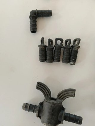 Conectores T 12 mm para riego