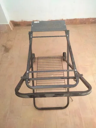 Carrito para bandejas