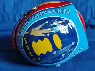 Casco despertador Fernando Alonso 2005/2006