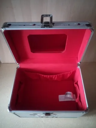 Cofre, maletín, neceser Mickey y Minnie sin usar