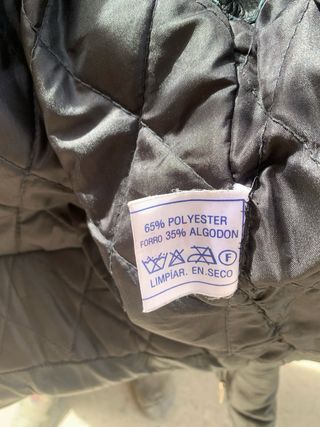 Cazadora de cuero negra