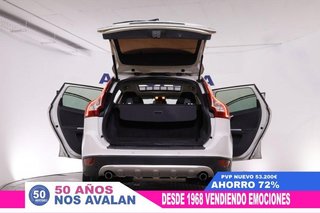 Volvo XC 60 2.5 MOMENTUM AWD AUTO 205CV 5P