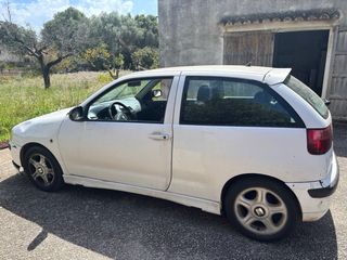 SEAT Ibiza 2001