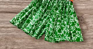 Mono corto verde estampado floral