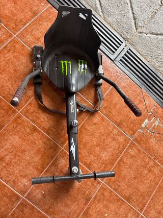Hoverboard con asiento y cargador