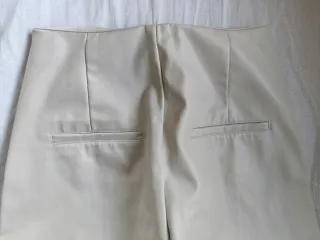 Pantalón mujer Zara