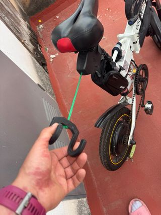 2 E-Bikes Plegables + 4 Baterías