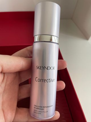 Pack Skeyndor Corrective Emulsión y Sérum