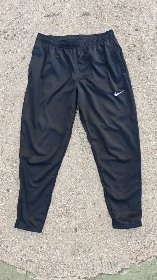 3 Pantalones Nike Negros