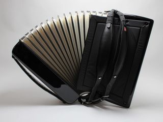 Acordeón Hohner Atlantic IV T